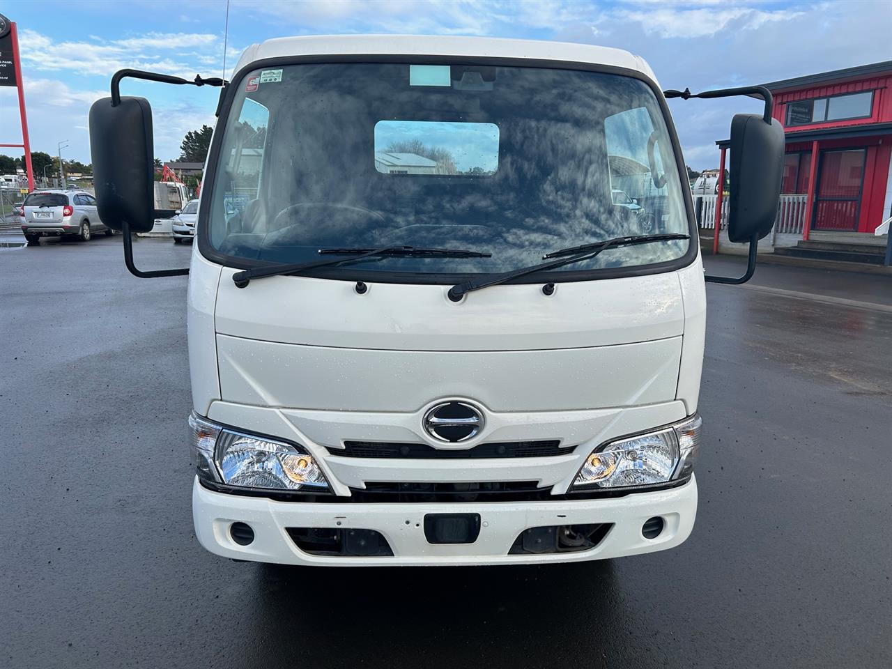 2021 Hino 300 616