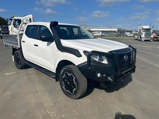 2022 Nissan Navara - Thumbnail