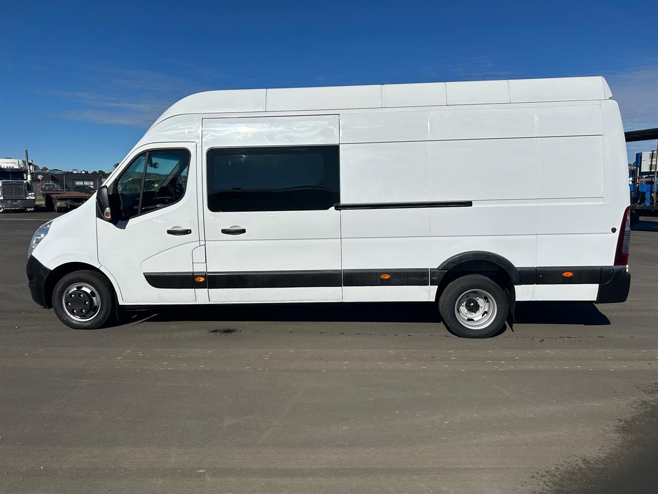 2016 Renault Master