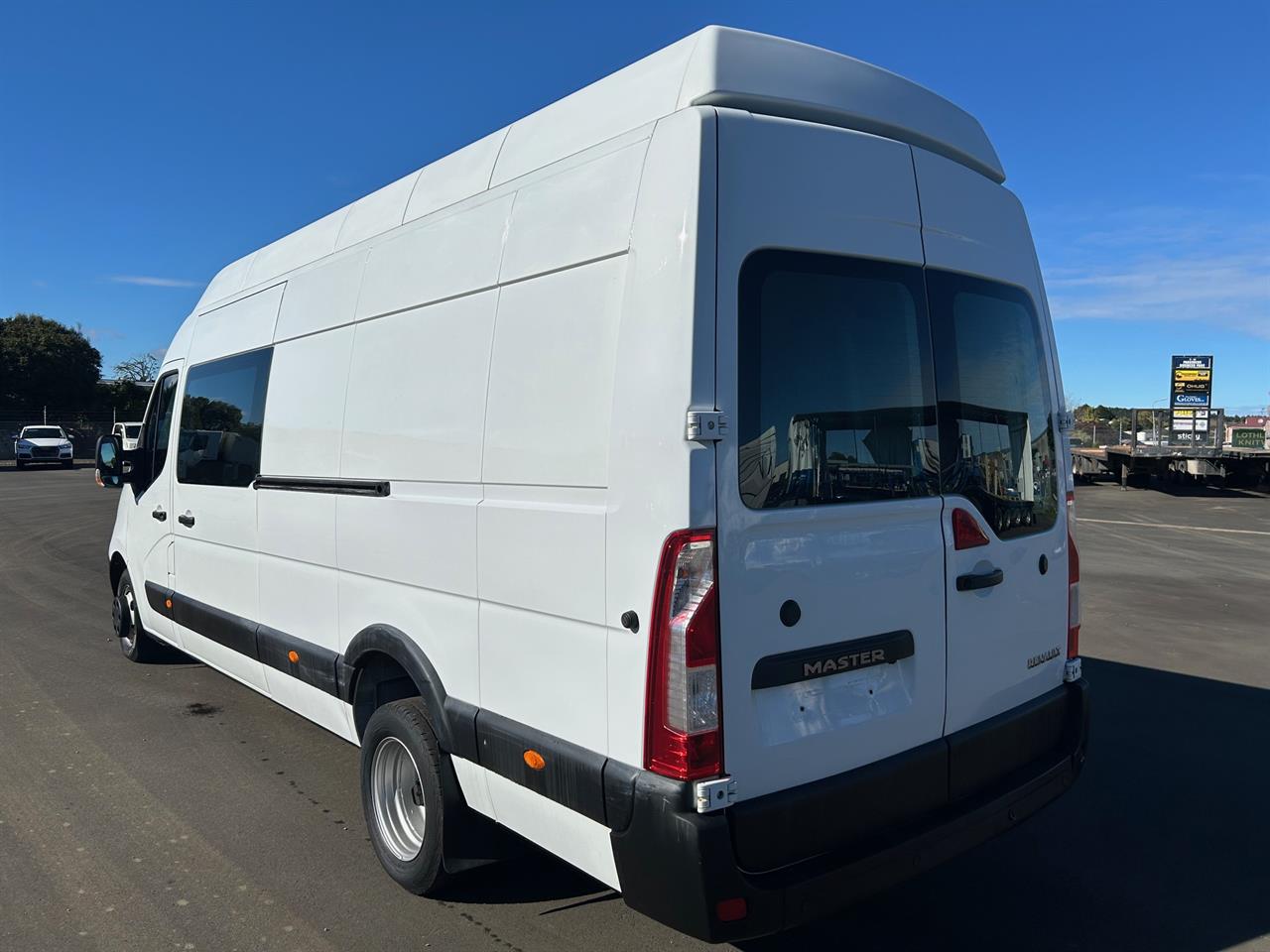 2016 Renault Master