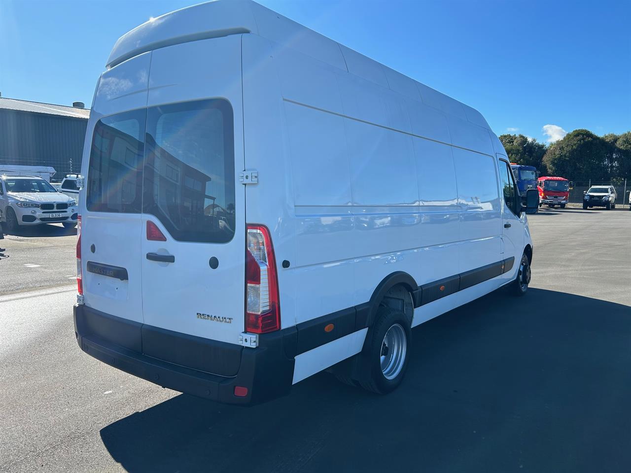 2016 Renault Master