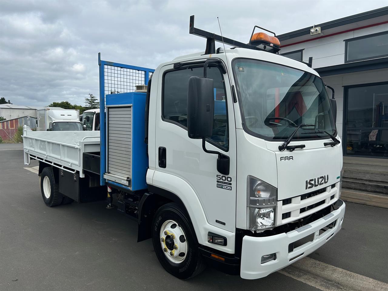 2013 Isuzu FRR500